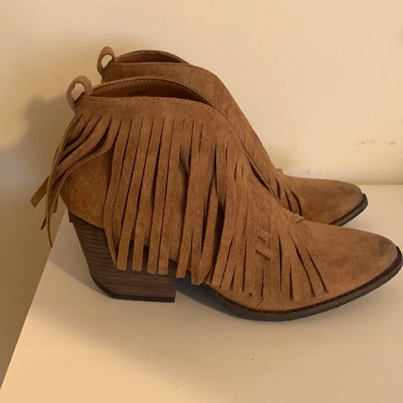 Womens suede fringe booties - Picture 2 of 7